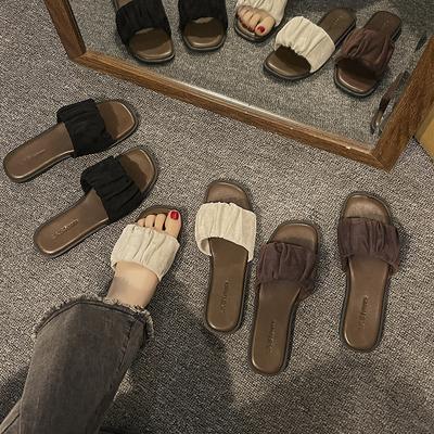 French High-end One-word Slippers for Women's Summer Outer Wear Popular Sandals Ins New Flat-bottomed Beach Sandals