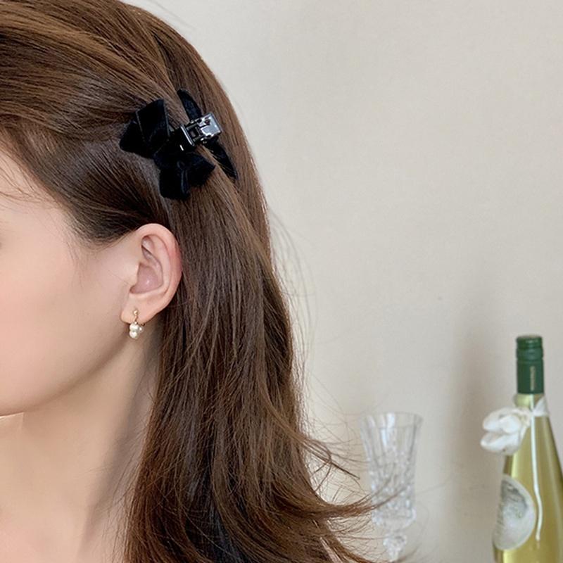2Pcs Fashion Black Bow Hair Claw Clip Princess Velvet Bow Hair Clip Claw Clamp Headwear Girls Women Hair Accessories
