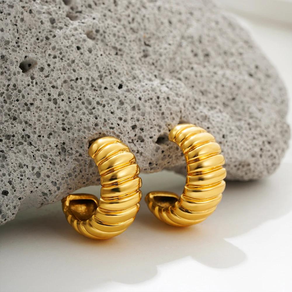 Vintage Gold Plated Striped Texture Chunky Round Stud Earrings for Women Metal Twist C-shape Hoops Earring Trendy Jewelry Gift