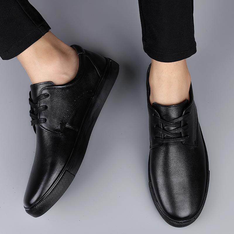 British Style Minimalist Leather Casual Shoes for Men’s Lace Up Hollowed Out Men's Sports Oxford Shoes for Business Interviews