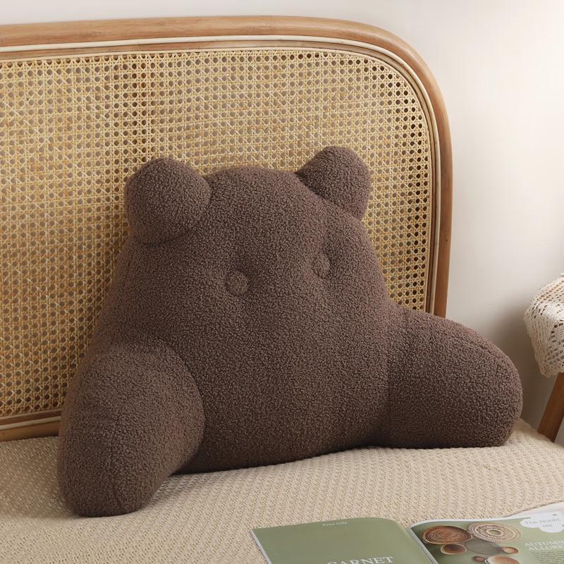 

Плюшевая подушка-мишка для кровати