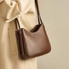 Premium Sense Versatile Messenger Bag Women's 2025 New Fashion Retro Underarm Bag French Women's Shoulder Bag