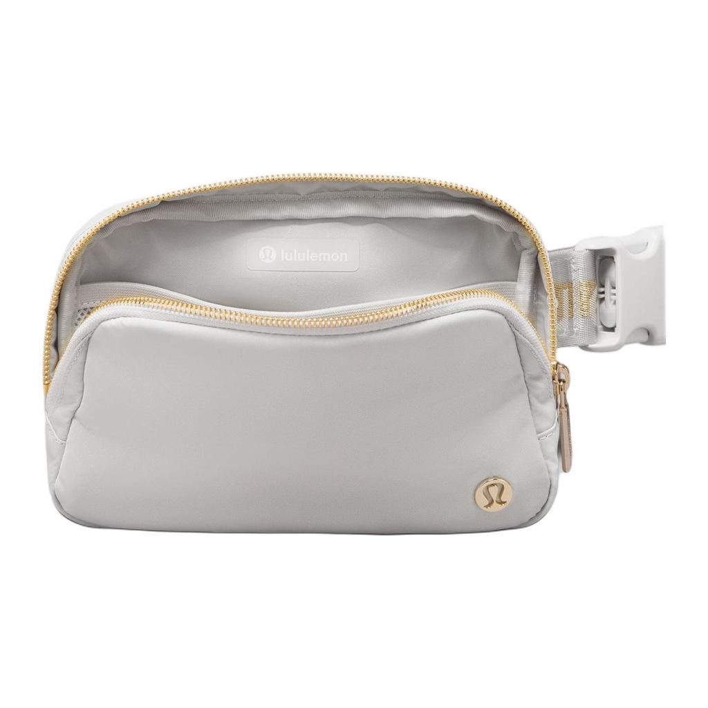 Lululemon 1L Everywhere Zipper Closure Nylon Waist Bag Unisex Waist Bag Steam Gold White LU9BHGS-279218