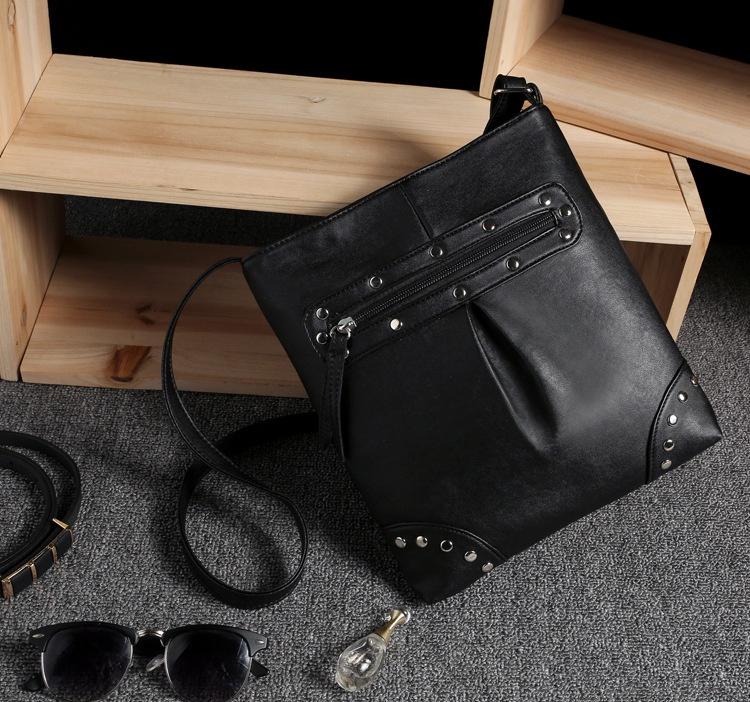 Elegant Women's Pu Leather Handbag Perfect For Casual And Leisure Activities