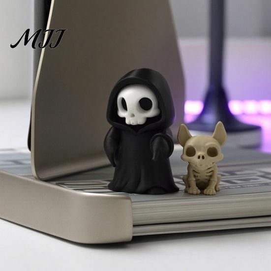 Creepy Cute Skeleton Decor Halloween Ghost with Dog Statues, Gothic Skull Resin Matte Black And Beige Desktop Sculpture Ornaments, 3D Printed