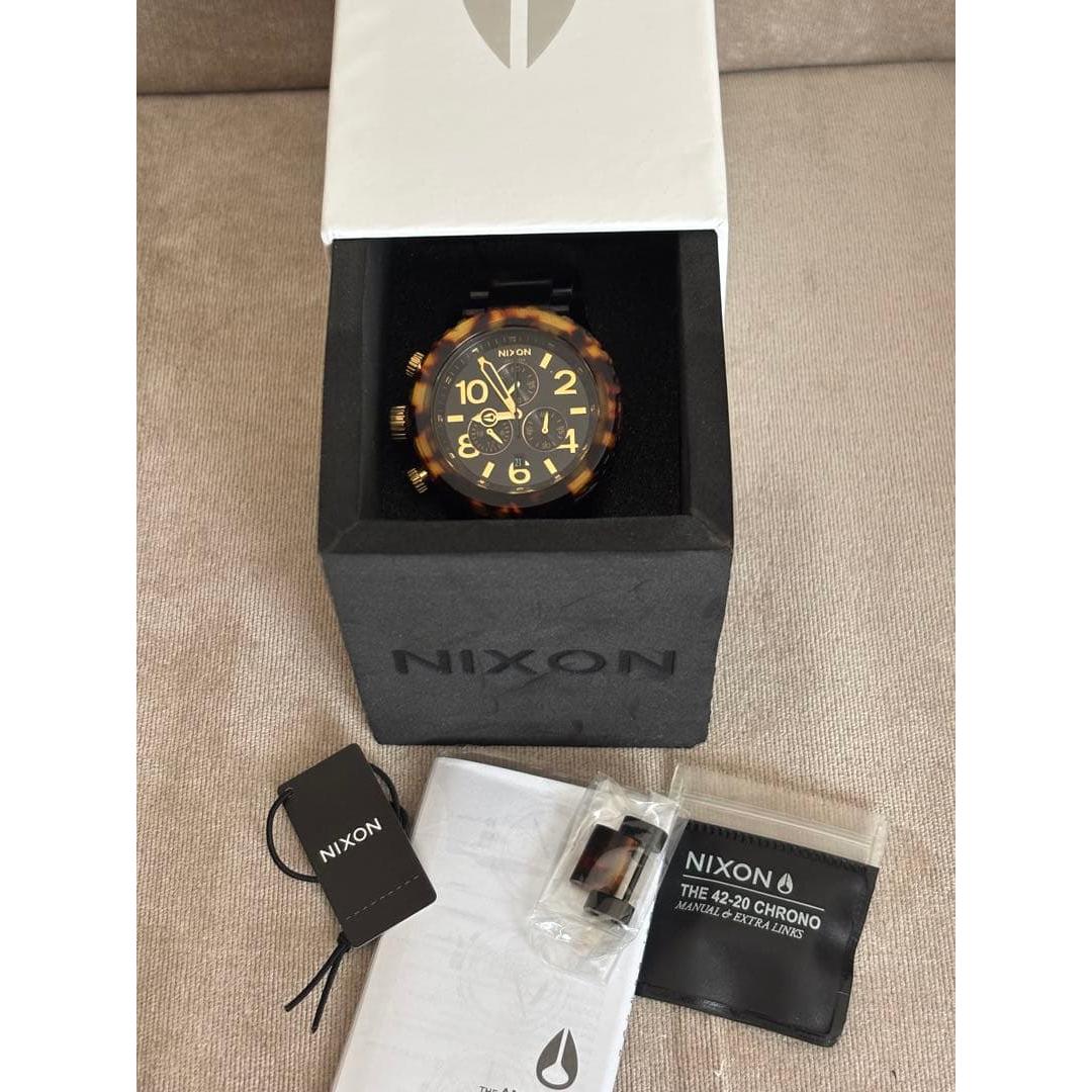 Used Nixon 42-20 chronograph watch