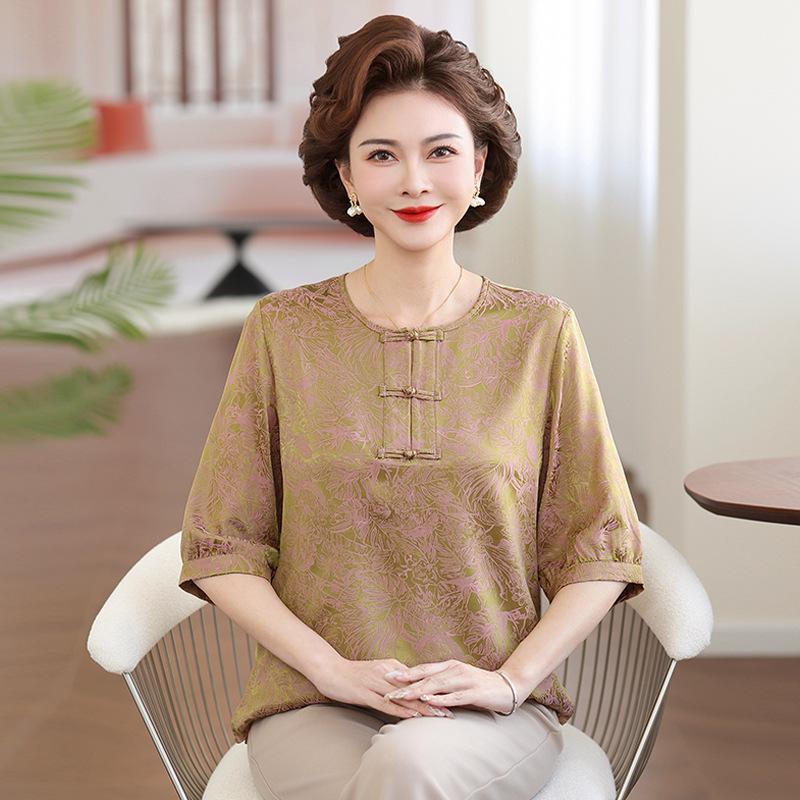 Mom's Summer Seven-Sleeve Chinese Style Shirt: 2023 Fashion for Middle-Aged and Elderly Women.