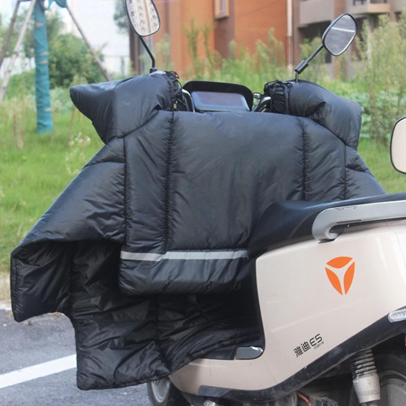 Zimowa osłona przedniej szyby do samochodu elektrycznego i motocykla - Wyściełana polarem, Pogrubiona, Wodoodporna, Wiatroszczelna, Ochrona przed zimnem.