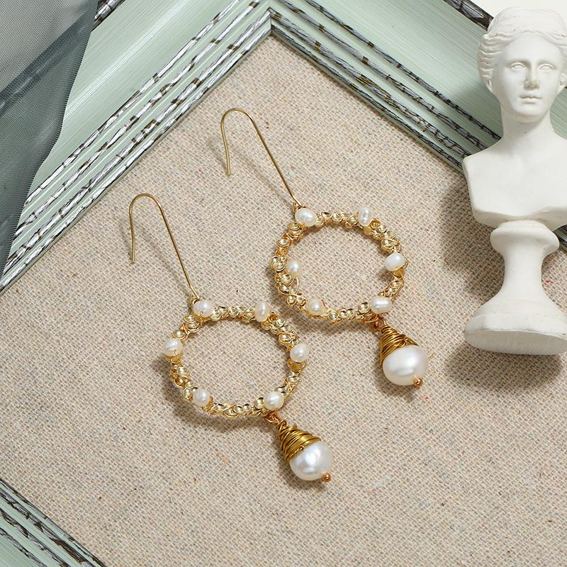 Light Luxury Baroque Freshwater Pearl Temperament Earrings Women's Face Skinny Silver Needle Retro Long Earrings Versatile Ear Jewelry