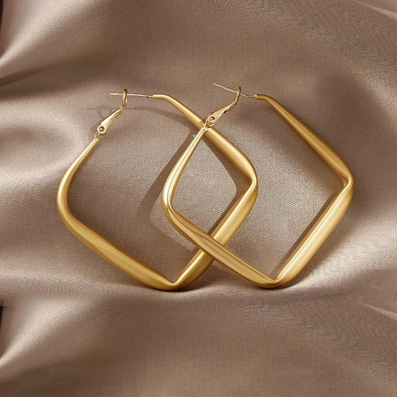 European and American simple love circle earrings fashionable versatile geometric ear buckles earrings earrings women