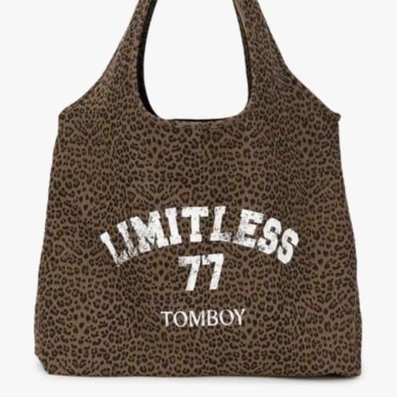 STUDIO TOMBOY Leopard Graphic Pattern Shoulder Bag  9176270981 