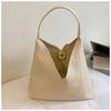 Retro Style Large Capacity Women's Woven Tote Bag - Casual, Versatile Shoulder Underarm Bag