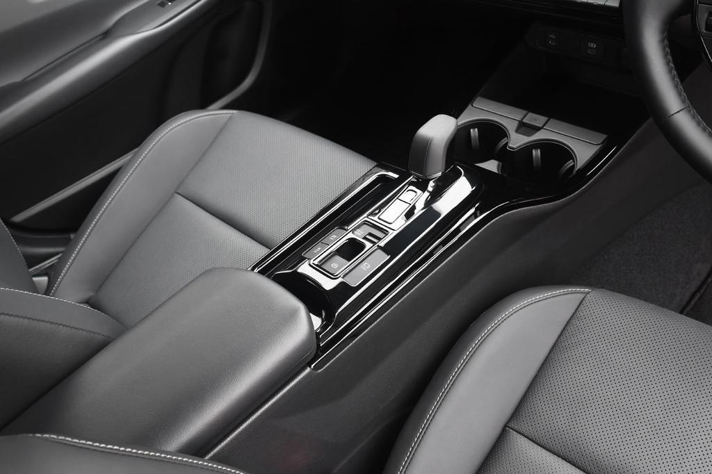 SecondStage Toyota Prius 60 Series Shift Piano T721BLK Panel, Black,
