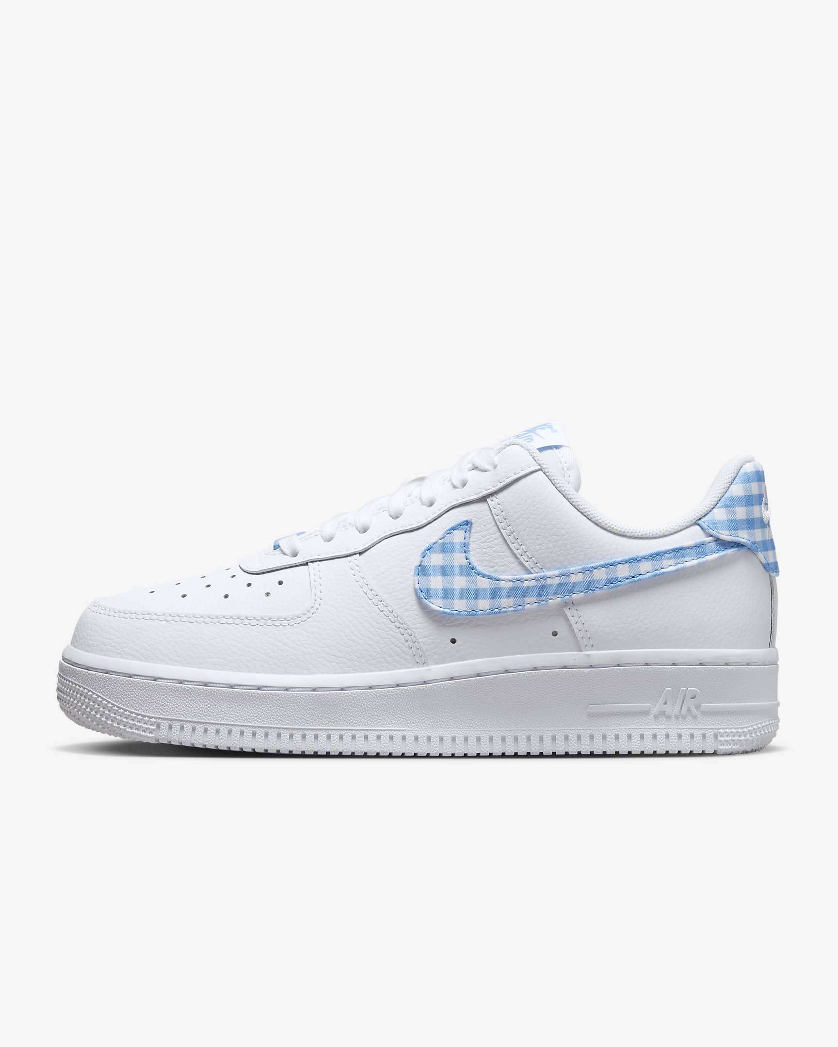 

Женские кроссовки Nike Air Force 107 DZ2784-100