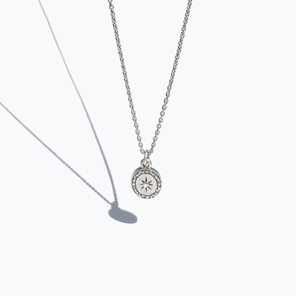 Rush Off Ellipse Cubic Chain Necklace (Silver Plated)