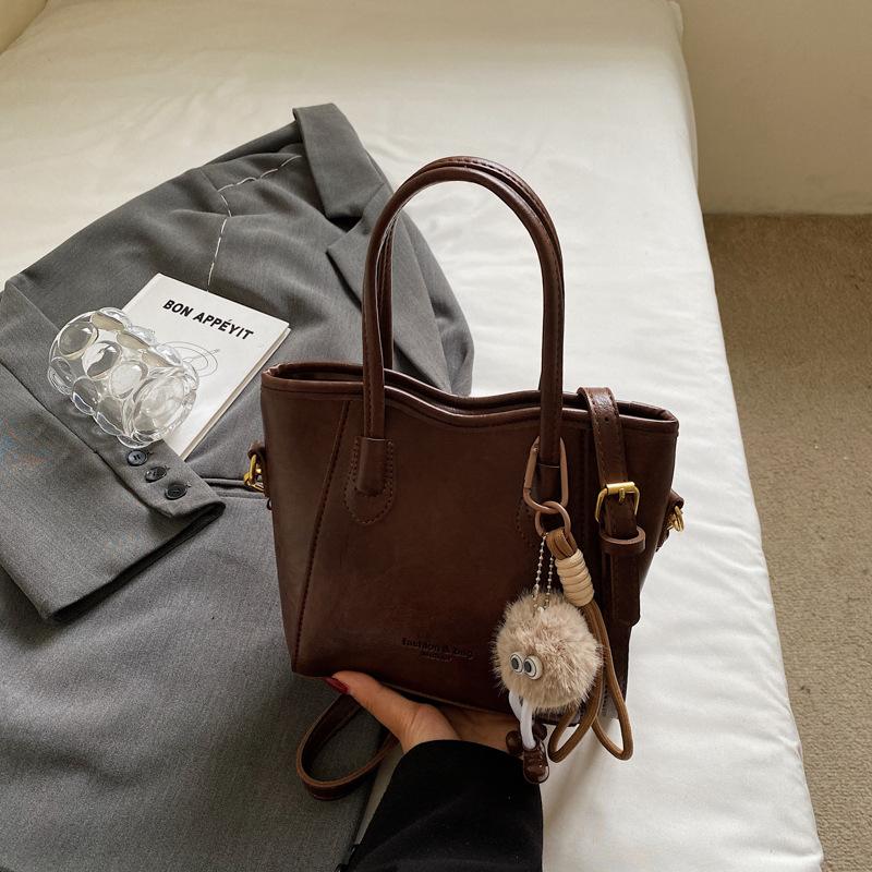 Fashion Portable Tote Bag Versatile Shoulder Women's Bag Premium Messenger Bag Casual Retro Bucket Bag