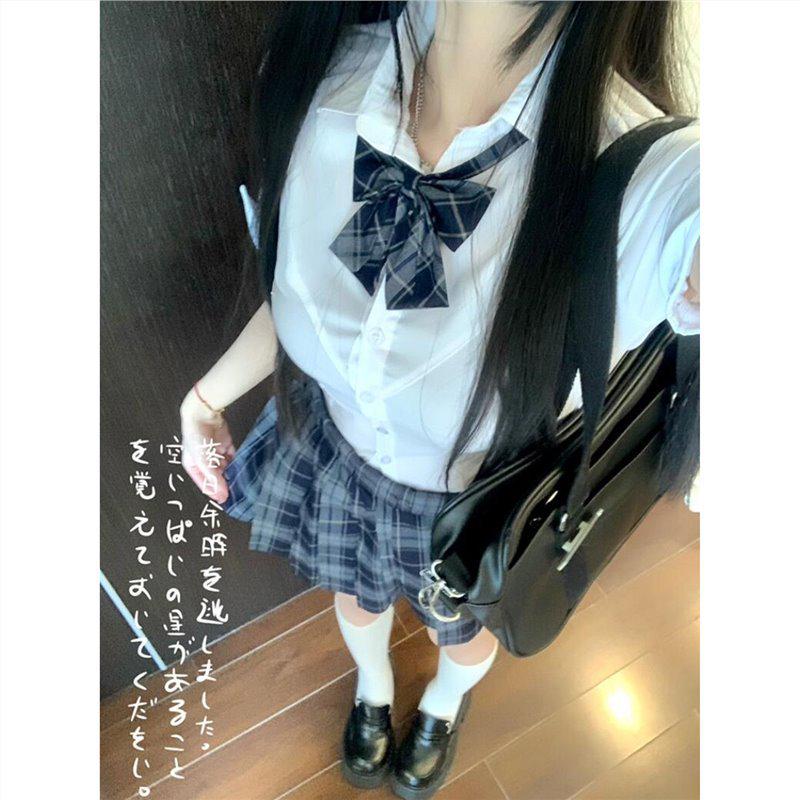 Waist-Cinching Japanese JK Uniform: Carbon Grey Pleated Skirt & Slim Fit Shirt Set