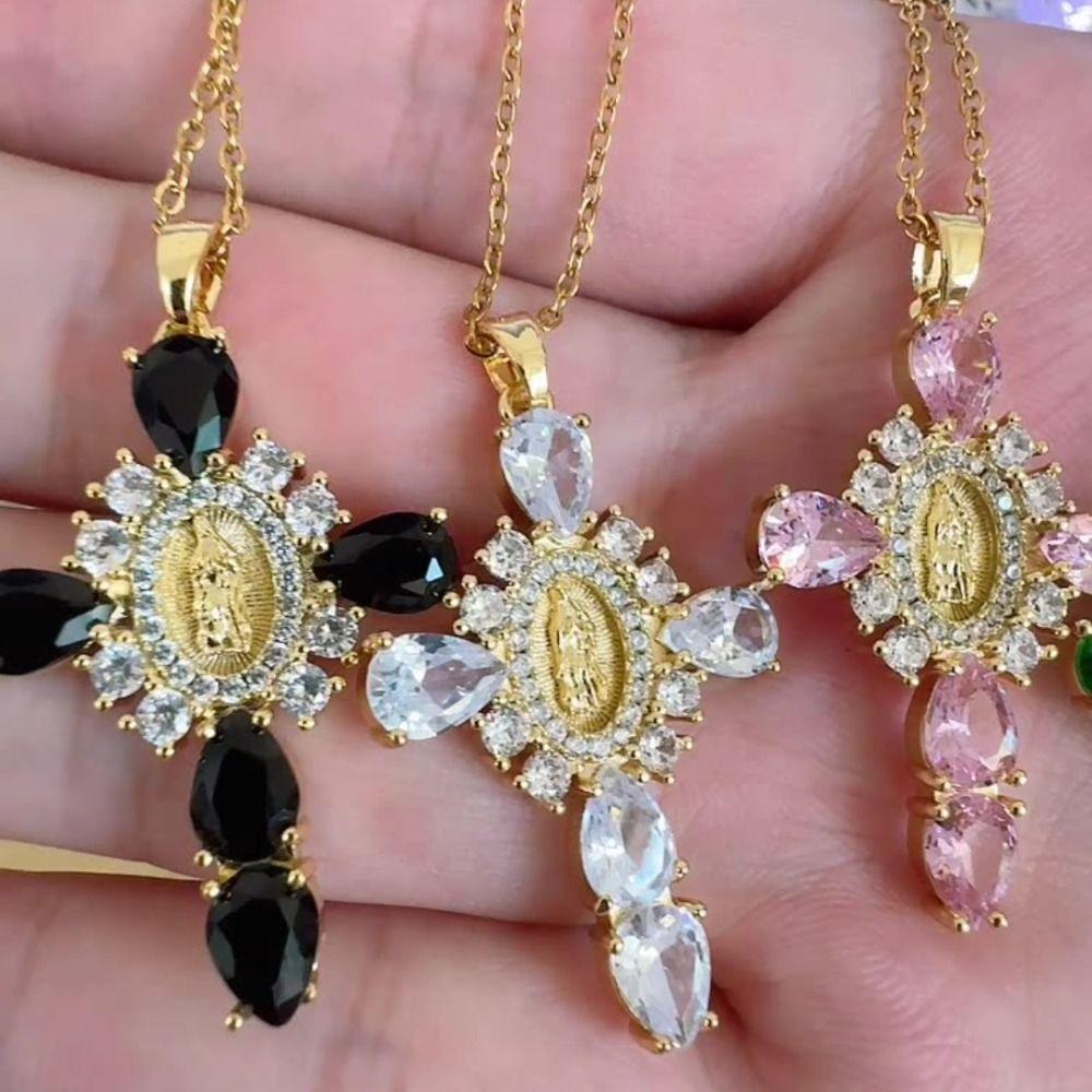 Vergoldetes Kristall-Kruzifix-Halskette Retro Europäischer Stil Kruzifix-Anhänger Kette Herren