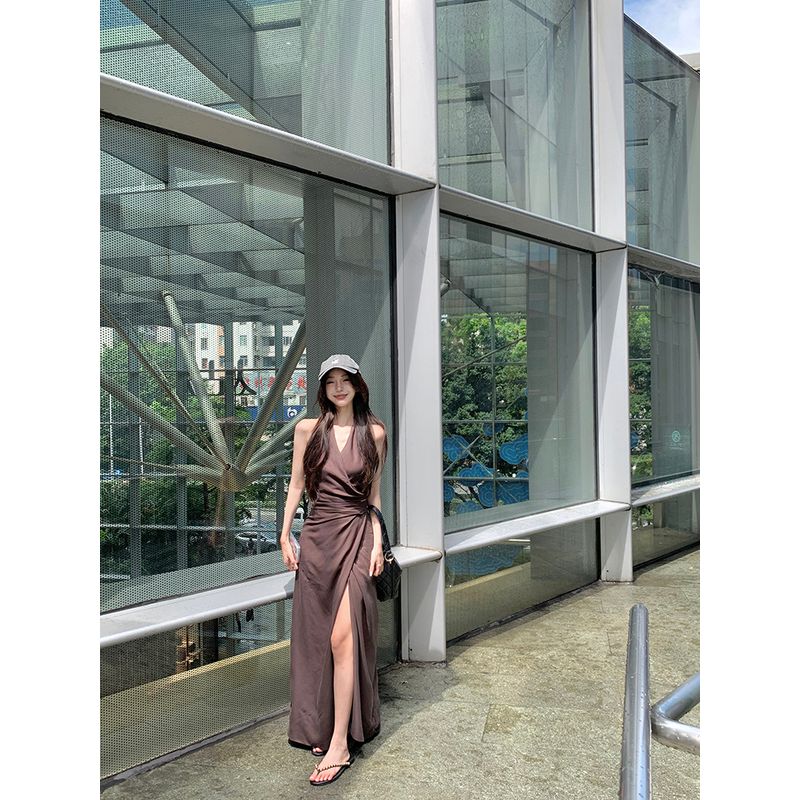 

Kumikumi Pure Desire Style Sexy Waist Hugging Slimming Hanging Neck One piece Dress Women clothing Summer Niche Chic Split Long dress Image color M