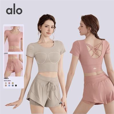 T-shirt à manches courtes pour femme Alo Yoga avec coussinets de poitrine pour le fitness et le Pilates