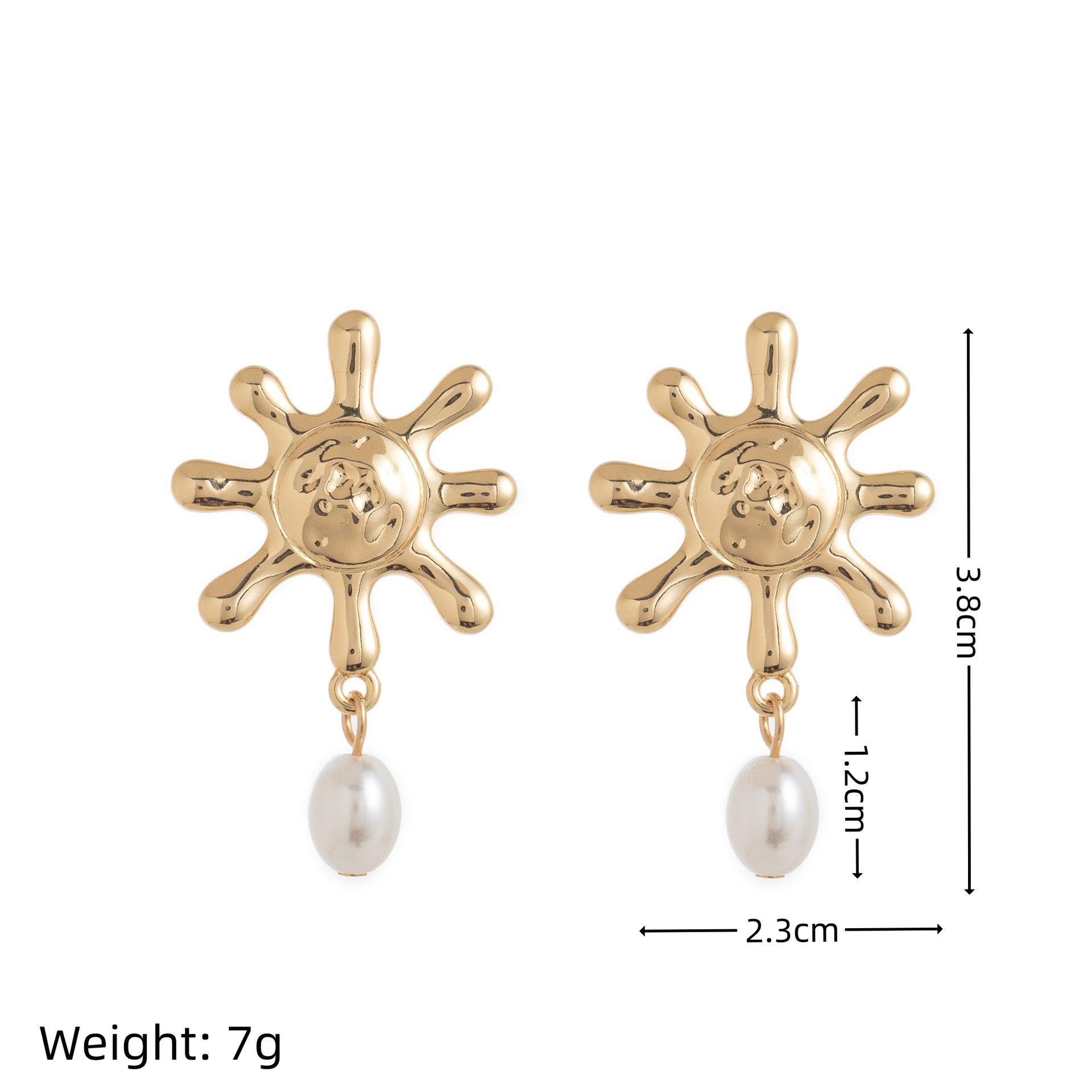 Sun Moon Stars Love Old Earrings Retro Design Sense Electroplating 18K Gold Color Retention