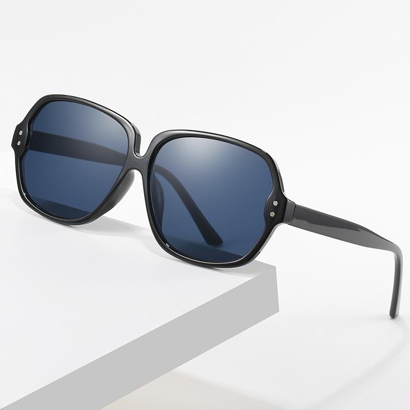 2020 Sunglasses, Personalized Rice Nail Versatile Glasses, Square Black Sunglasses For Women