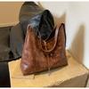 Retro high-end sense fashion large-capacity bag women's new versatile wasteland wind tote bag shoulder bag