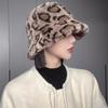 Bob léopard vintage en peluche pour femmes à large bord, chaud pour l'hiver, en fourrure duveteuse, chapeau de pêcheur, féminin, extérieur, coupe-vent, casquettes bassin