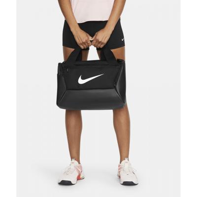 Nike תיק דאפל לאימון   קטן במיוחד  25 ליטר   שחור לבן   ברזיליה 9.5   Dm397