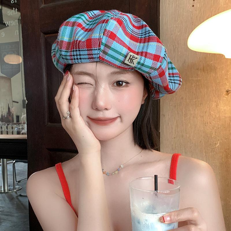 Retro plaid beret hat women's spring summer casual versatile literary painter hat showing face newsboy hat