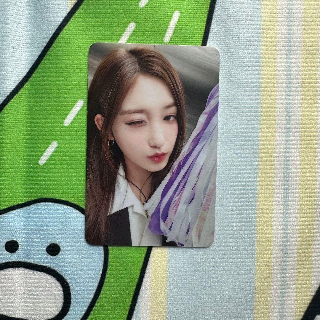 

[USED] IVE 2nd Period 1st Day DIVE FC Bonus Trading Card Iso