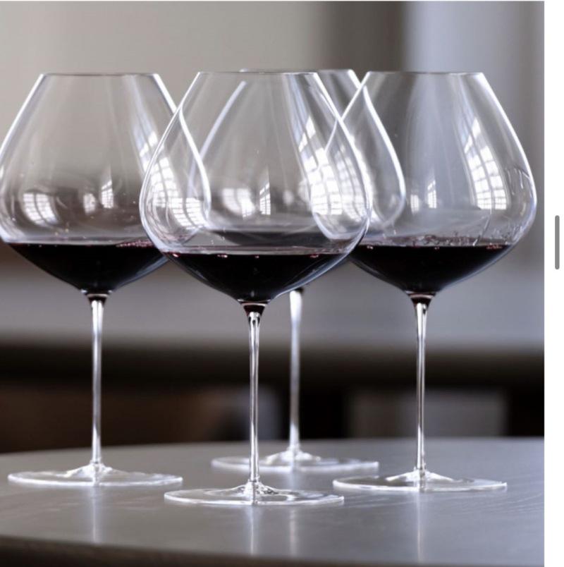 Burgundy Aroma Amplifier High-Stemmed Super Thin Red Wine Glass