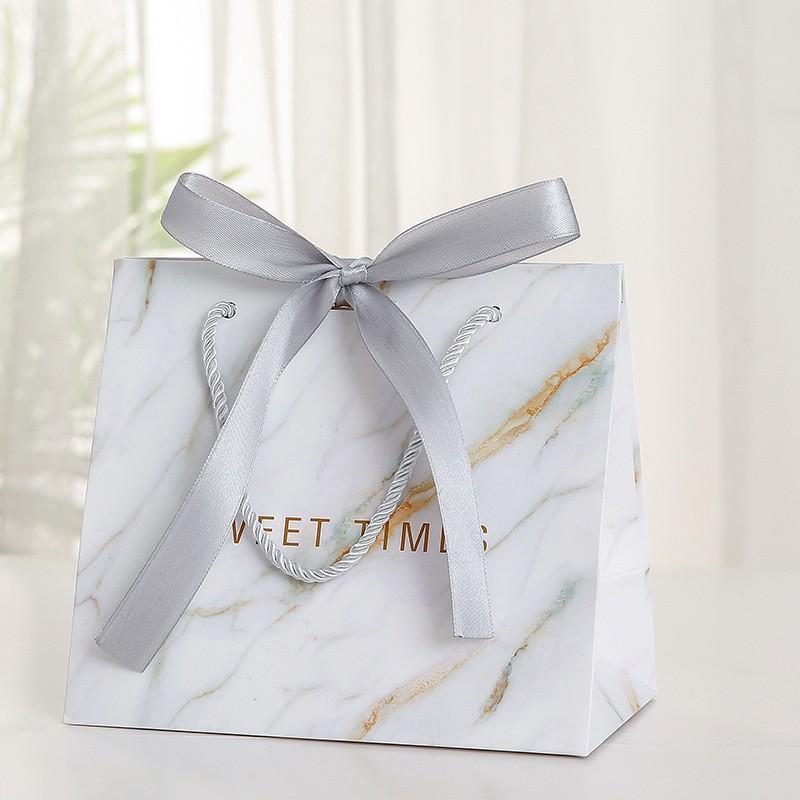 

Инстаграм-стиль, Градиент двух тонов, Подарочный пакет, Сумка-тоут для магазина одежды, Упаковочный пакет, Бант из ленты, Бумажный пакет Pack of 10