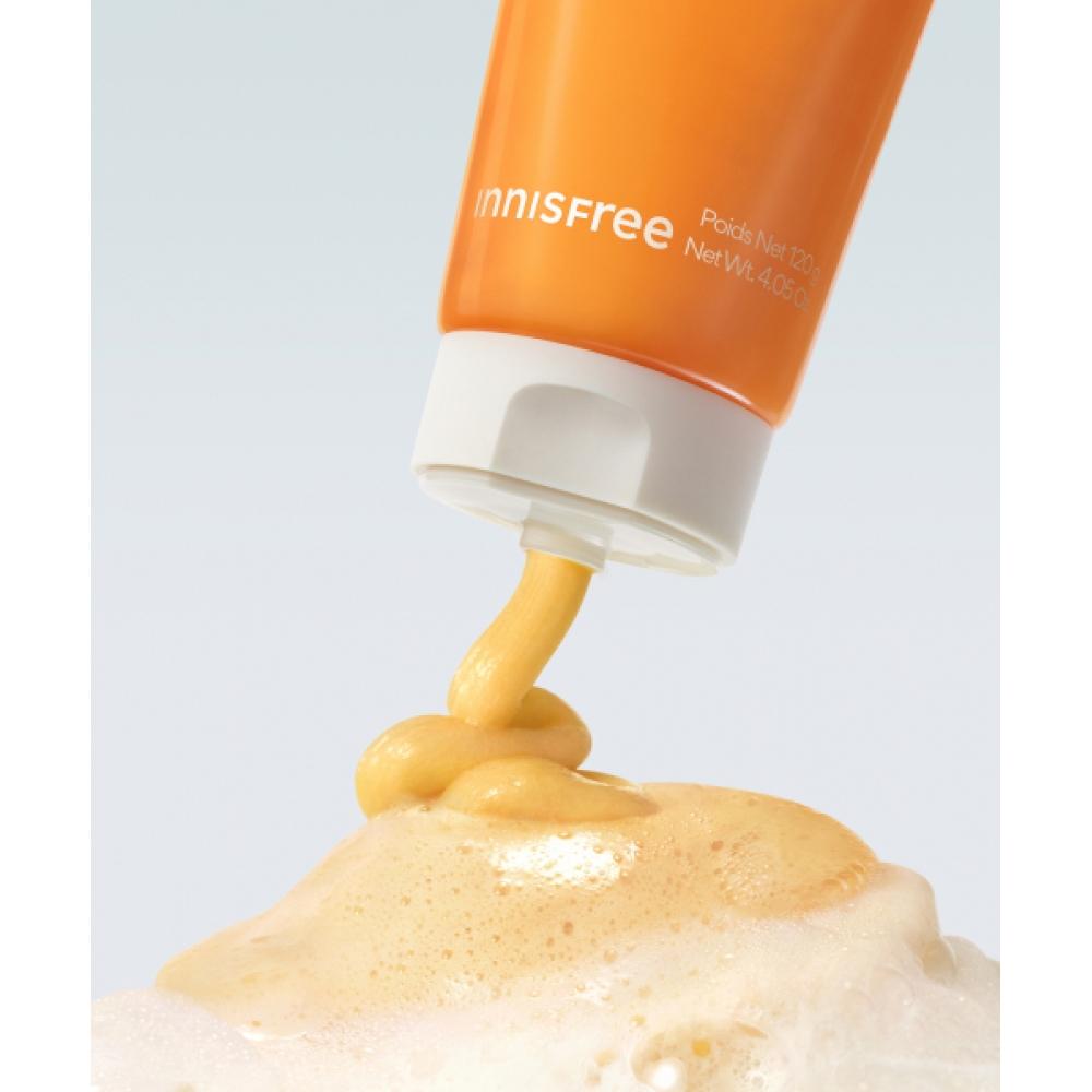 Innisfree Vitamin C Brightening faCt To Foam 120g + 1 gelaTo sCoop
