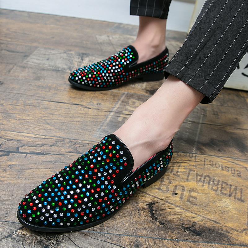 Fashion Luxury Designer Charm Rhinestones Pointed Flats Oxford Shoes Men Casual Loafers Formal Dress Footwear Sapatos Tenis Masculino