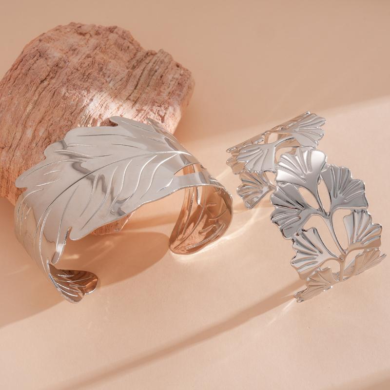 Vintage Ginkgo Leaf Butterfly Open Cuff Bangle Gold Silver Wide Statement Bracelet For Women Boho Party Jewelry