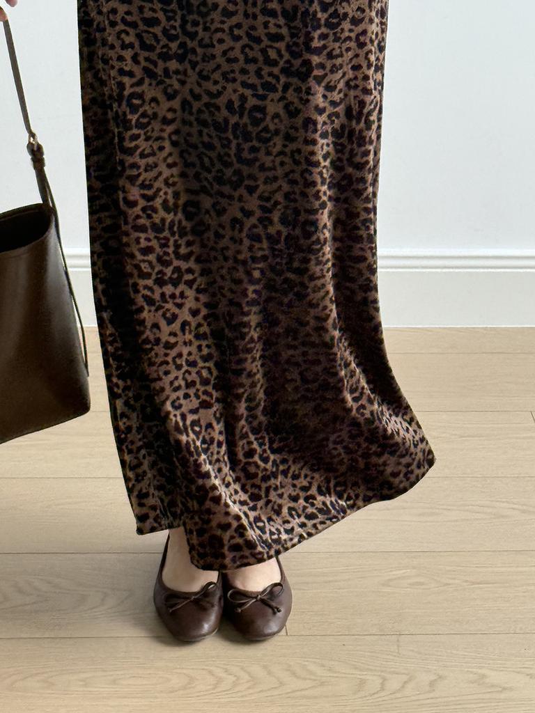Vintage Leopard Velvet Half-Skirt Women Autumn High Waist Slim Fit Bodycon A-Line Long Dress