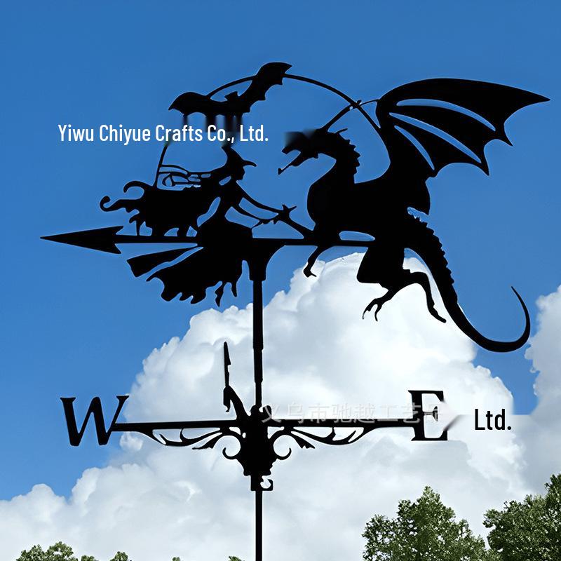 Weather Vane Ornament: Outdoor Wrought Iron Spray-Painted Roof Decoration Metal Craft