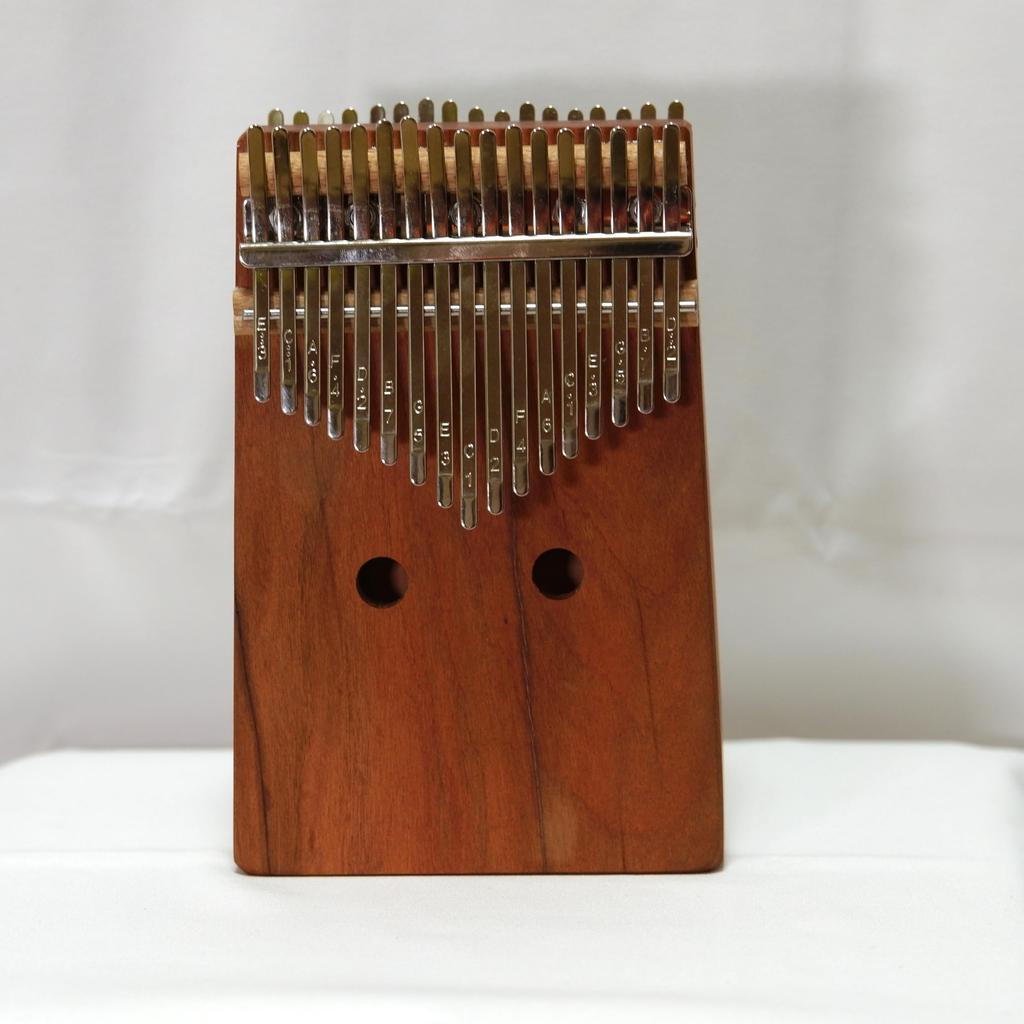 34-Key Chromatic Kalimba Double-sided C Major B Major Solid Wood 13cm x 18.5cm
