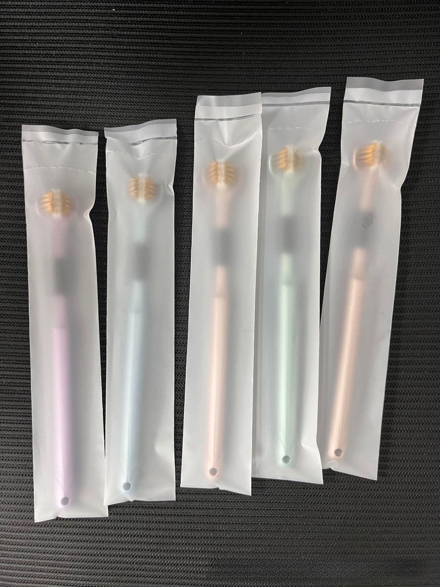 

Зубная щетка Southern Cleaning с тремя сторонами и мягкой щетиной — для ежедневного использования взрослыми