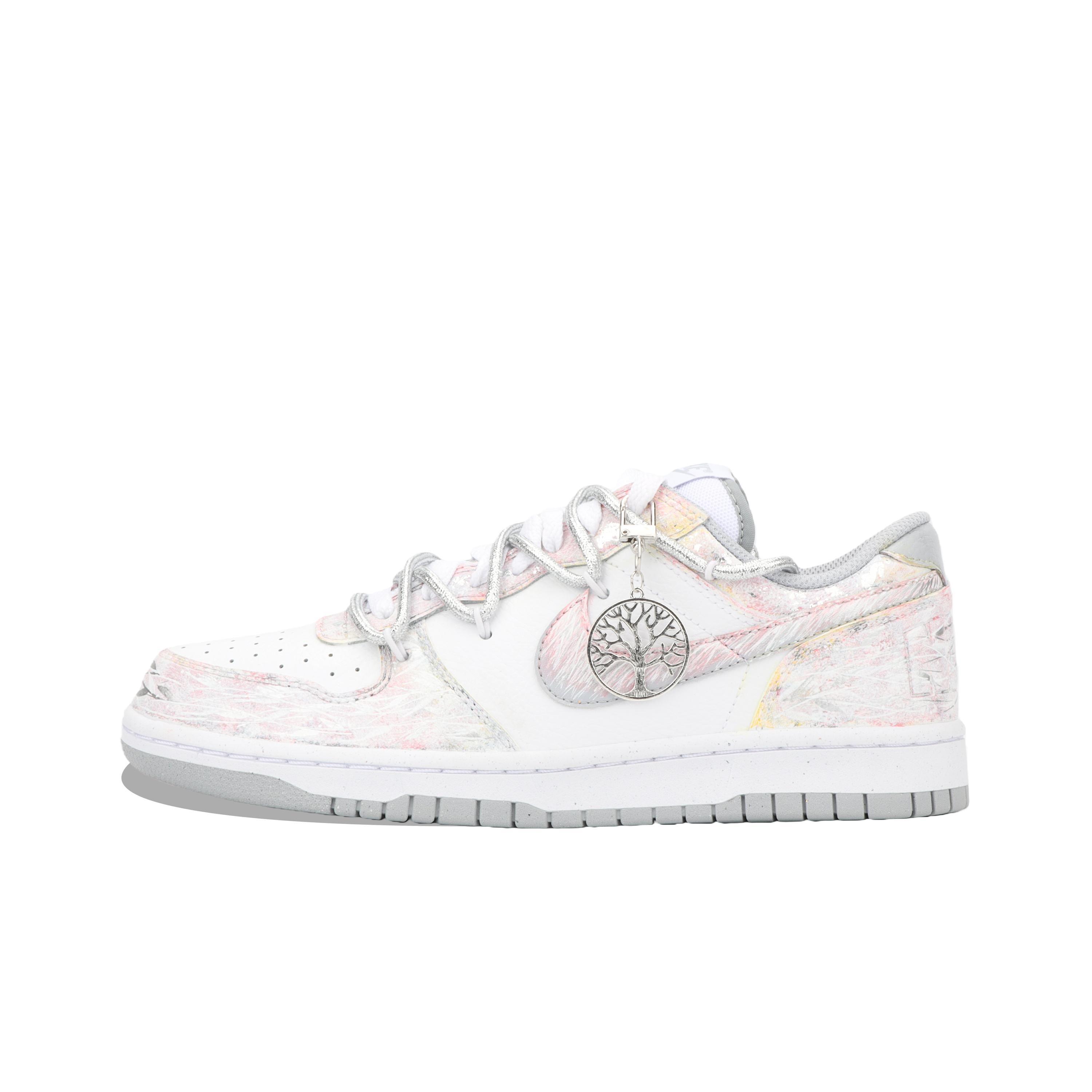 

Nike Big Skateboard Shoes Unisex Low top Pink 355152-106(Team1335-) 40