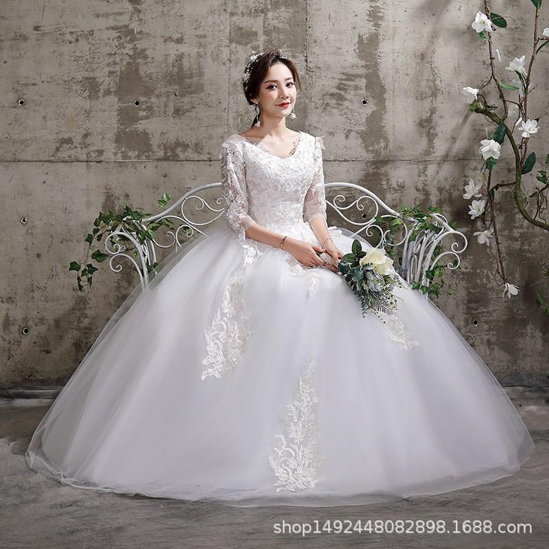 Elegant Lace Wedding Dress Plus Size Brides Slim Fit White Bridal Gown With Tulle Skirt Straps