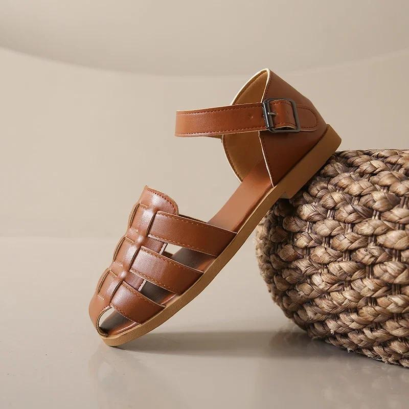 Fashion 2024 High Quality Women's Shoes Closed Toe Women's Sandals Summer Casual Sandals Women Buckle Strap Cover Heel Rome Ladies Shoes