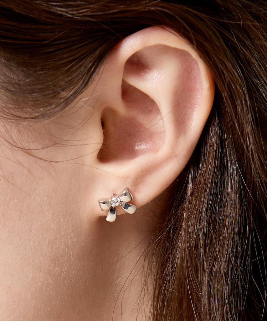 L'Ombrillant Marvel Ribbon Cubic Earrings