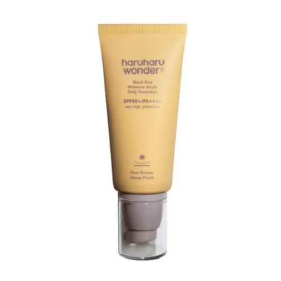 

Haruharu Wonder Black Rice Moisture Airyfit Sunscreen SPF50+ PA++++ No White Cast Hydrating UV Protection 50ml