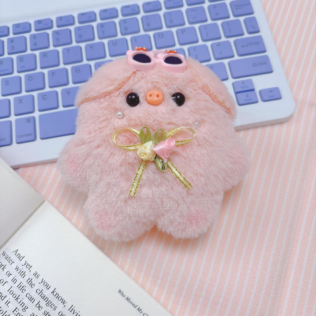 Squeaky Pig Plush Keychain - Adorable Piggy Bag Charm & Soft Gift Doll