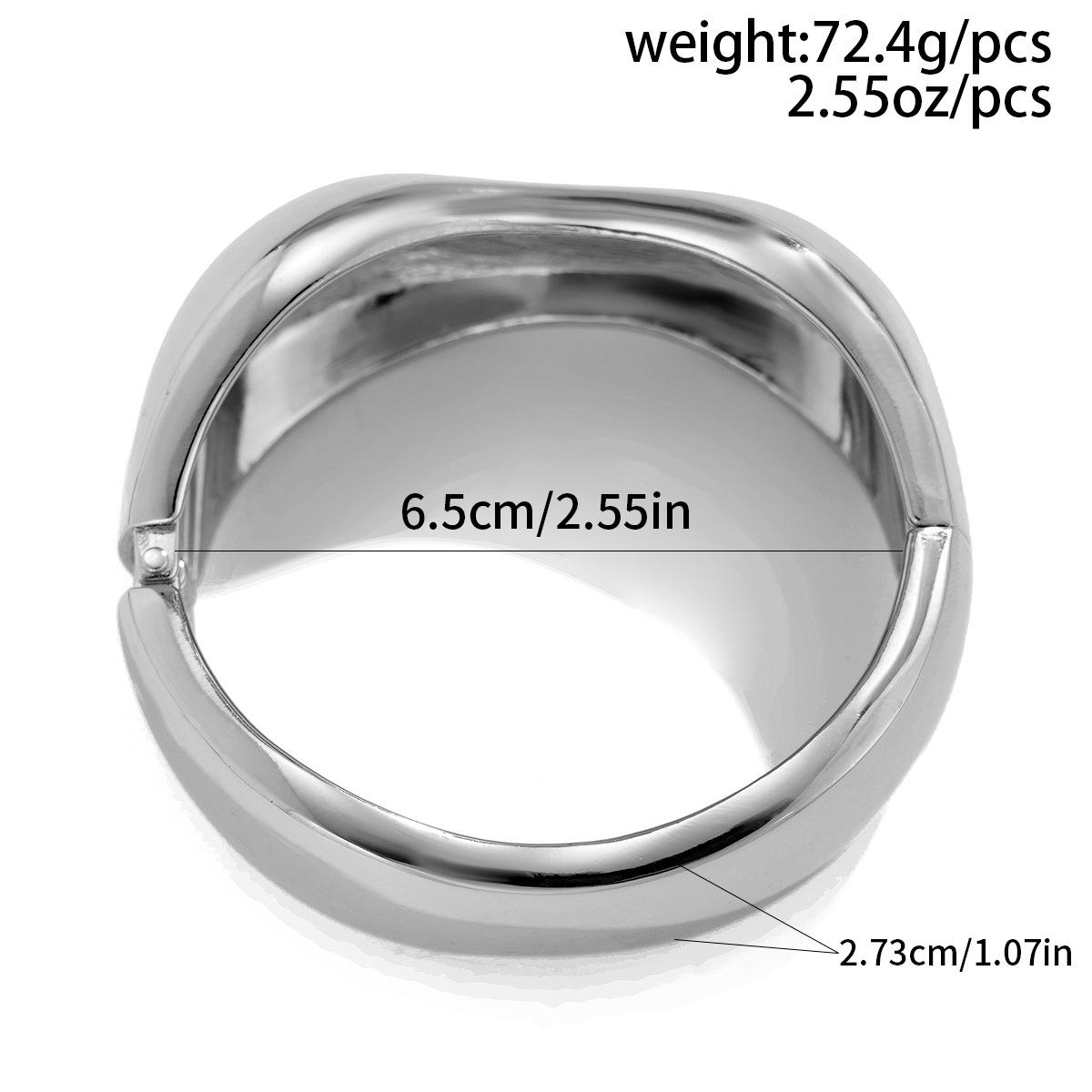 

Золотой преувеличенный модный браслет, металлическая текстура, глянцевый минималистский индивидуальный браслет, браслет