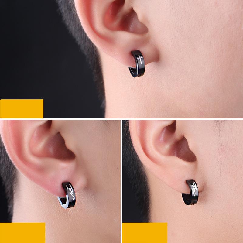 2pieces Punk Titanium Steel Ear Clip Earrings For Men Women Print Pattern Black No Pierced Fake Ear Circle New Pop Jewelry