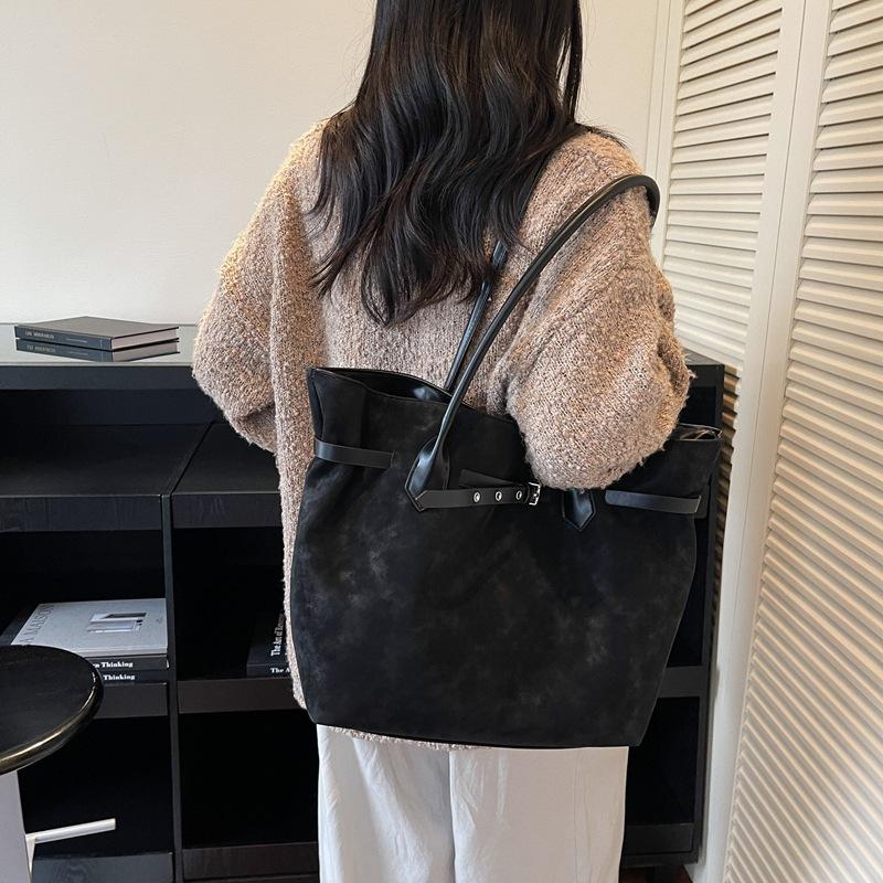 Retro Casual Large-capacity Underarm Bag Women's 2025 New Suede Tote Bag Simple Shoulder Commuter Bag