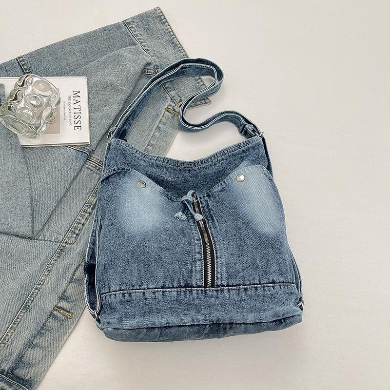 

Fashiable Denim Backpack Women Multifunctial Large Capacity Casual Crossbody Bag Comfortable and Versatile Bucket Bag Spring